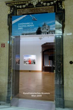 2009 LANDMARKS TALKINGHEADS KUNSTHISTORISCHES MUSEUM WIEN HAENGUNG1